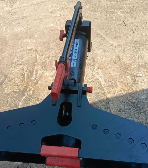 Hydraulic Tools Image 1